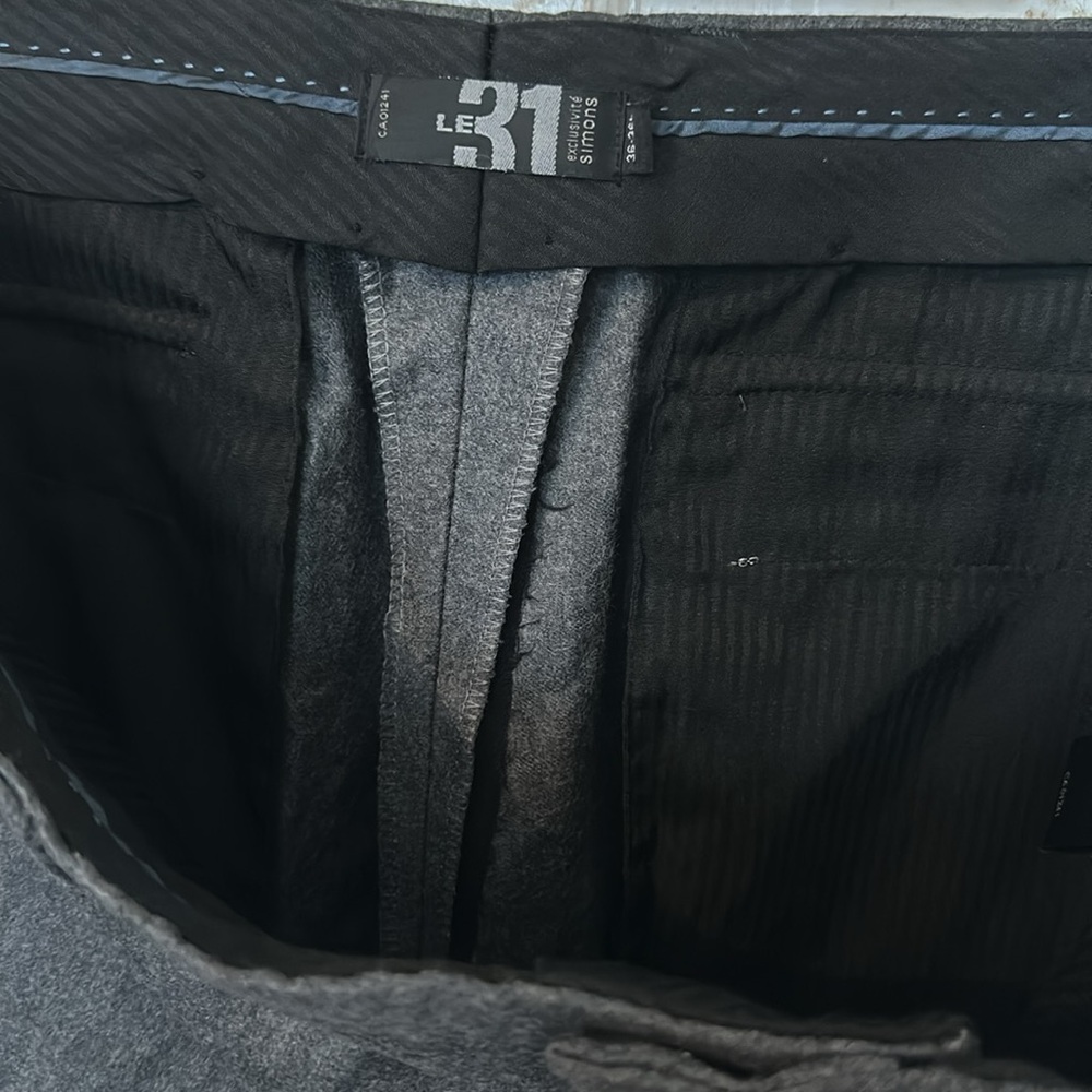 I—Pants - Picture 5 of 12